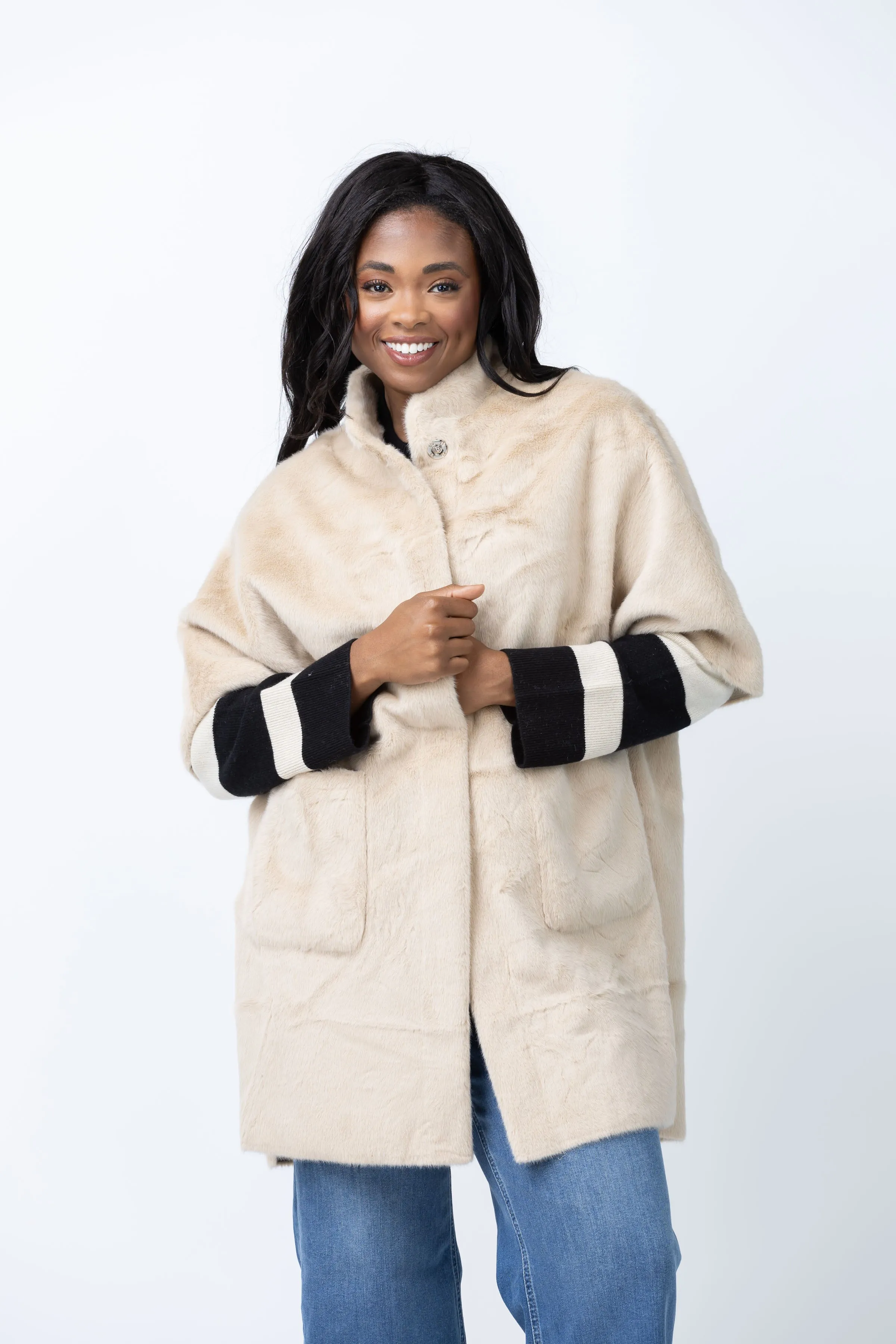 Love Token Nia Coat in Beige